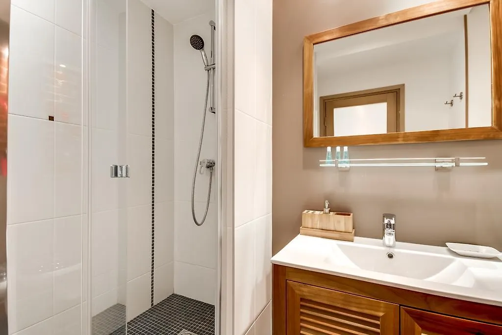 Apartment Just Renovated 138m2 On The Seine